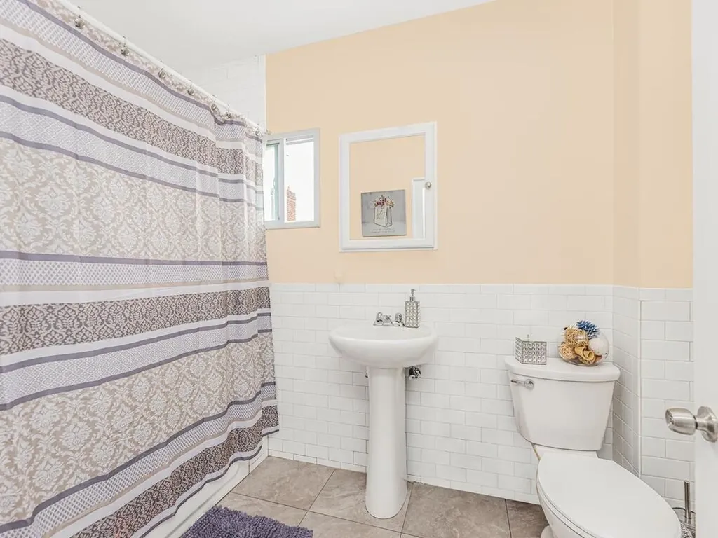 2 Carlisle Place Yonkers NY 10701