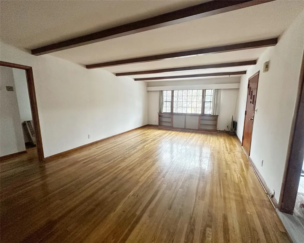 223 Baldwin Place Road Mahopac NY 10541