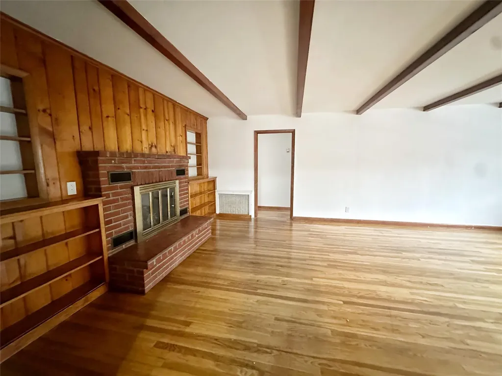 223 Baldwin Place Road Mahopac NY 10541