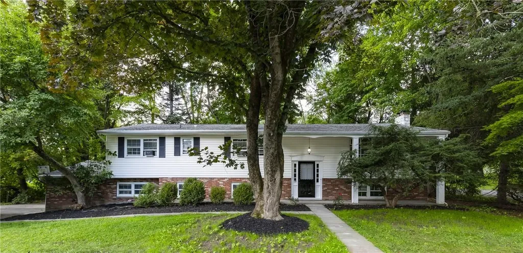 26 Miron Drive Poughkeepsie NY 12603
