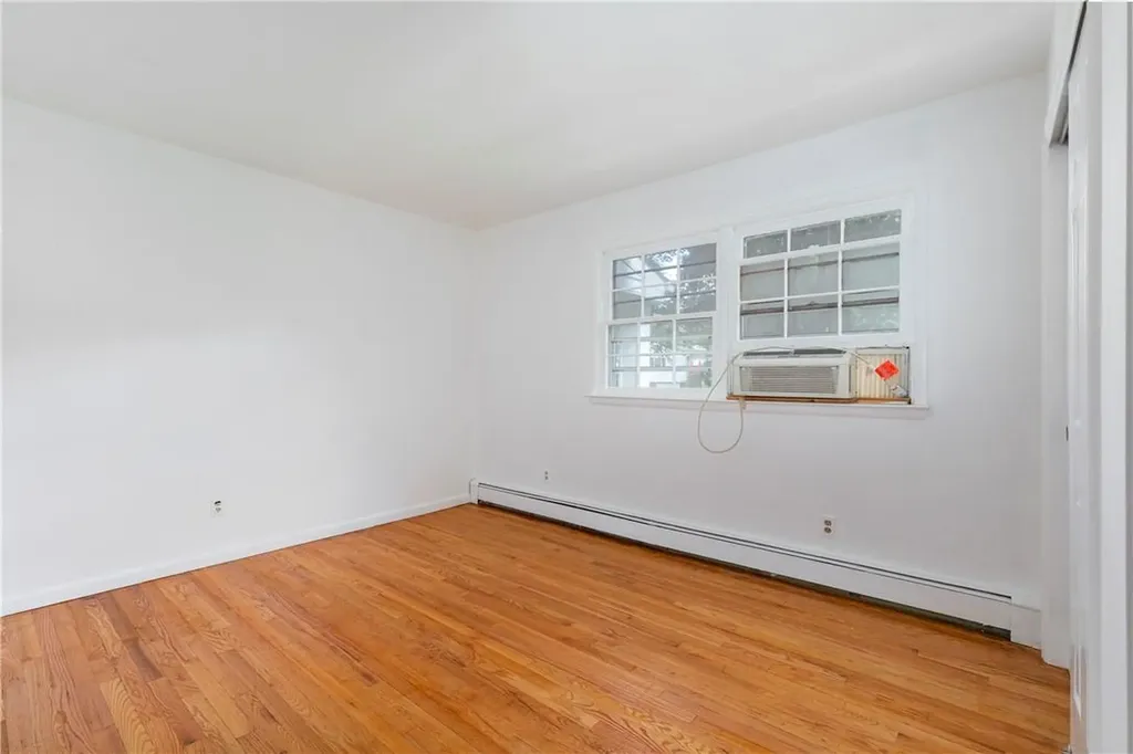 26 Miron Drive Poughkeepsie NY 12603