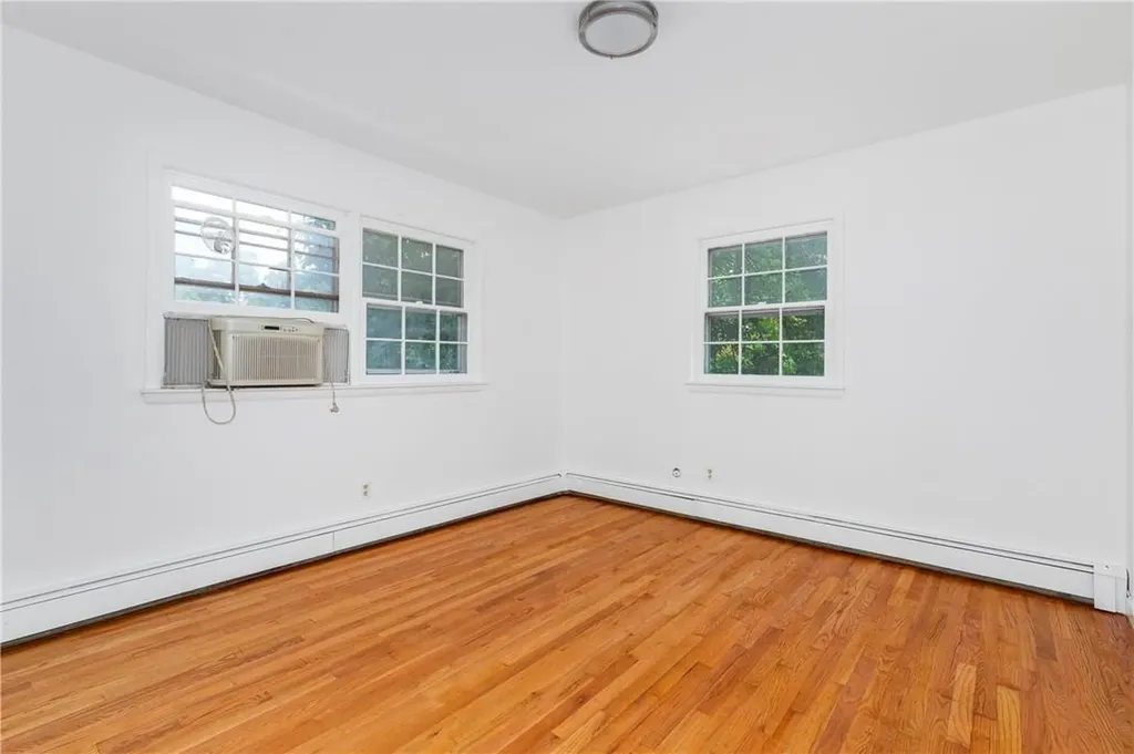 26 Miron Drive Poughkeepsie NY 12603
