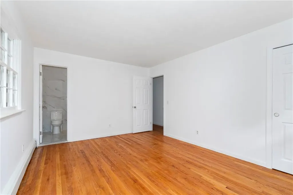 26 Miron Drive Poughkeepsie NY 12603