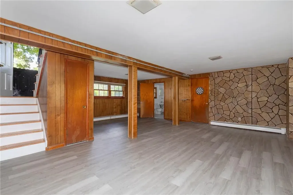 26 Miron Drive Poughkeepsie NY 12603