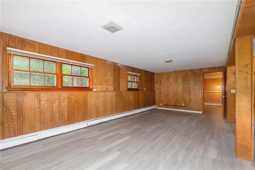 26 Miron Drive Poughkeepsie NY 12603