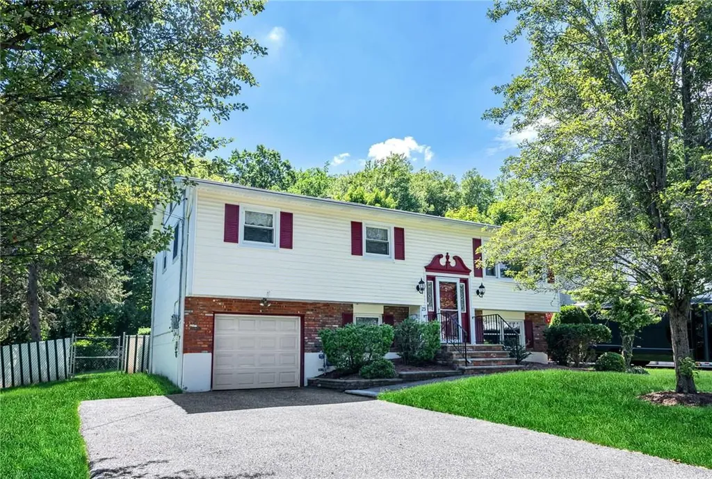 23 Cypress Road Suffern NY 10901