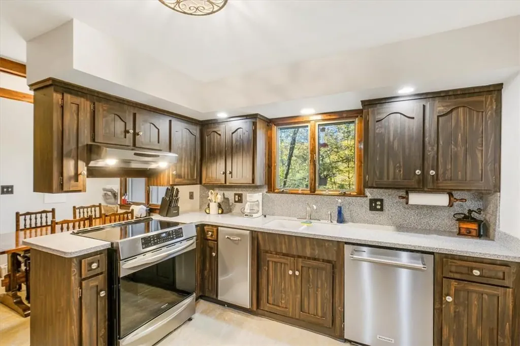 11 Bellevue Road Highland NY 12528