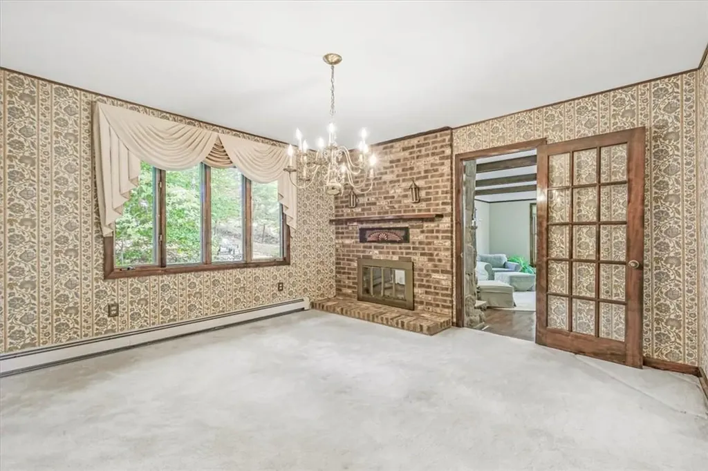11 Bellevue Road Highland NY 12528