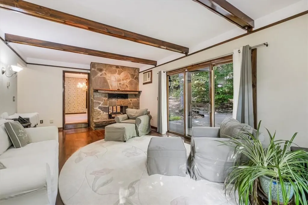 11 Bellevue Road Highland NY 12528
