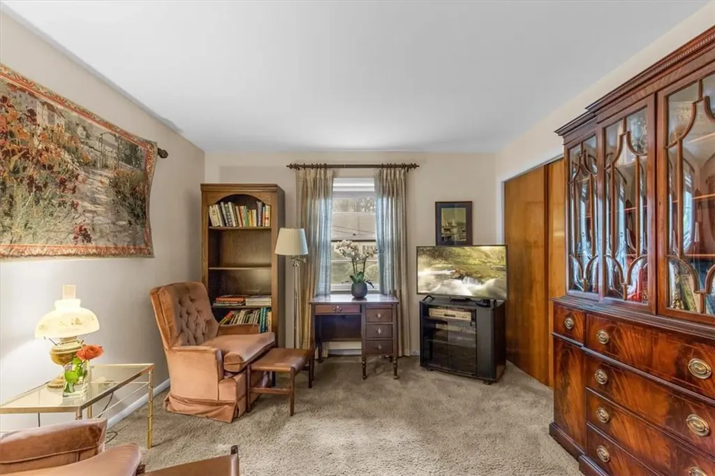 275 Woodlands Avenue White Plains NY 10607