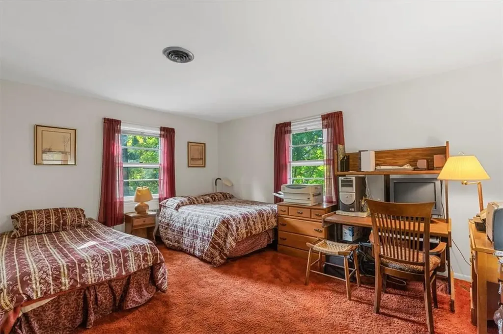275 Woodlands Avenue White Plains NY 10607