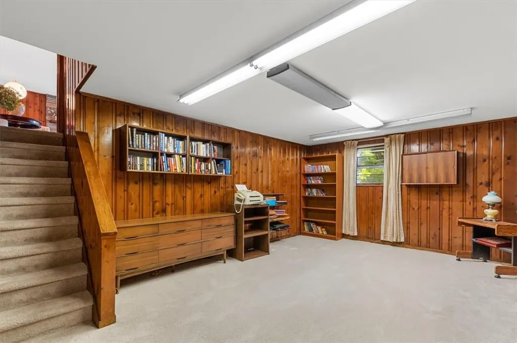 275 Woodlands Avenue White Plains NY 10607