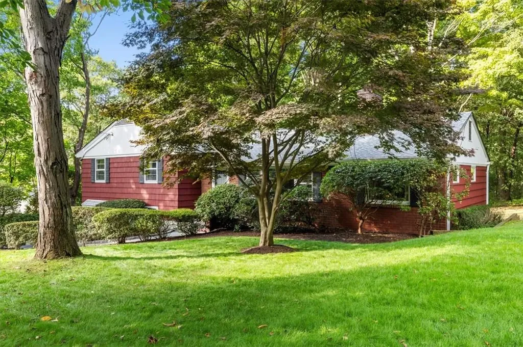 275 Woodlands Avenue White Plains NY 10607