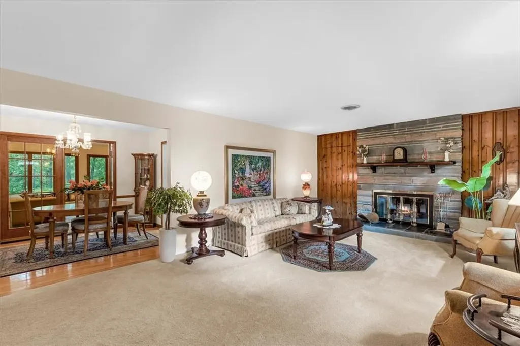 275 Woodlands Avenue White Plains NY 10607