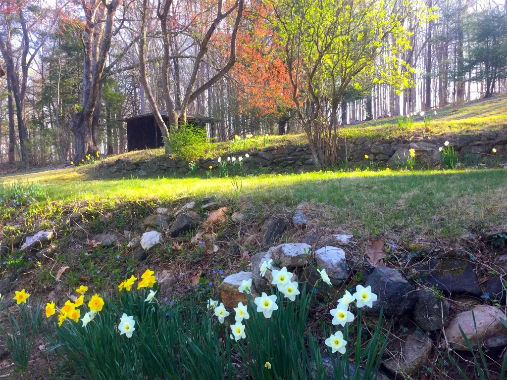 154 Guinea Road Brewster NY 10509