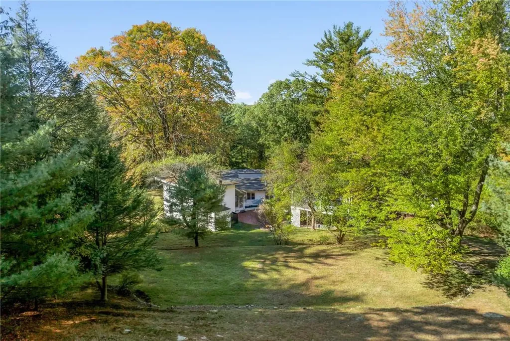 154 Guinea Road Brewster NY 10509