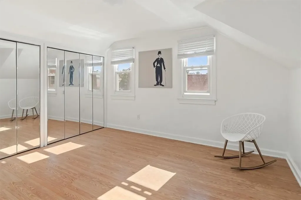 321 Calhoun Avenue Bronx NY 10465