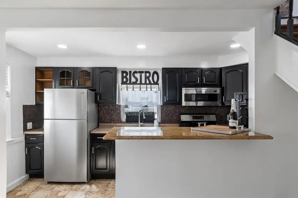 321 Calhoun Avenue Bronx NY 10465