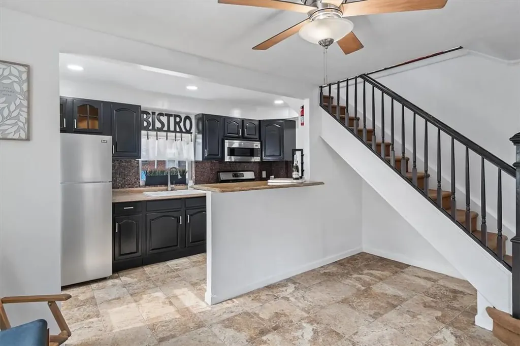 321 Calhoun Avenue Bronx NY 10465