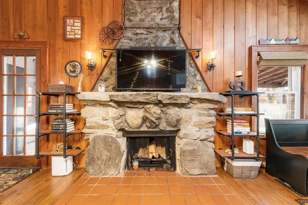 76 Bryant Trail Carmel NY 10512