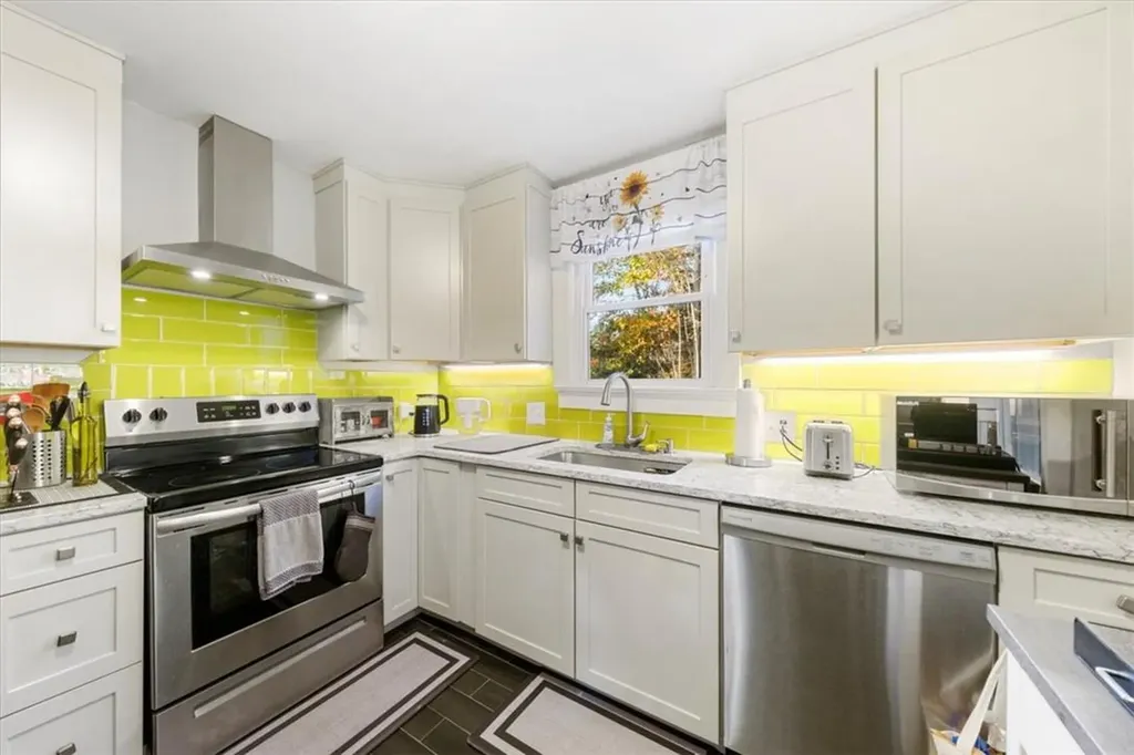 76 Bryant Trail Carmel NY 10512