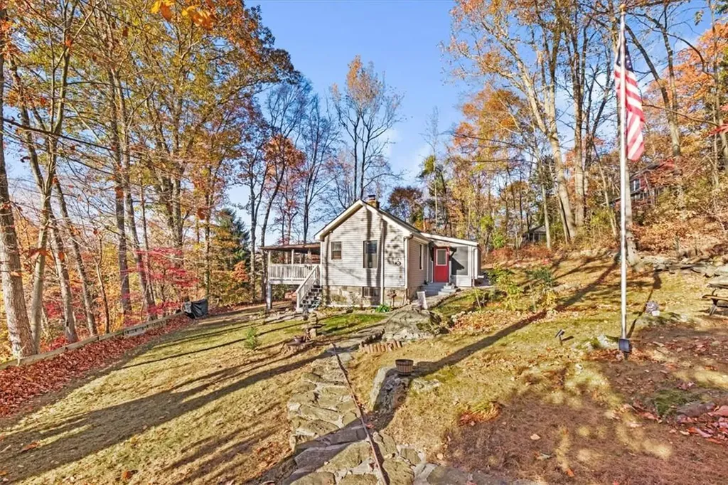 76 Bryant Trail Carmel NY 10512