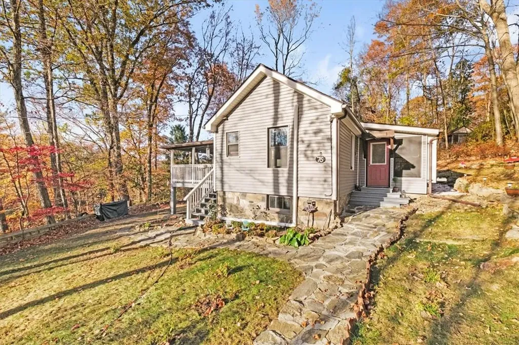 76 Bryant Trail Carmel NY 10512