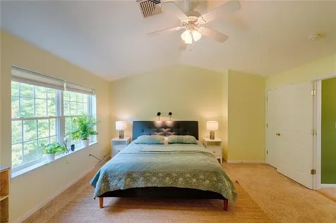 269 Pinebrook Drive Hyde Park NY 12538