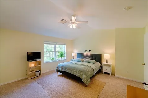 269 Pinebrook Drive Hyde Park NY 12538
