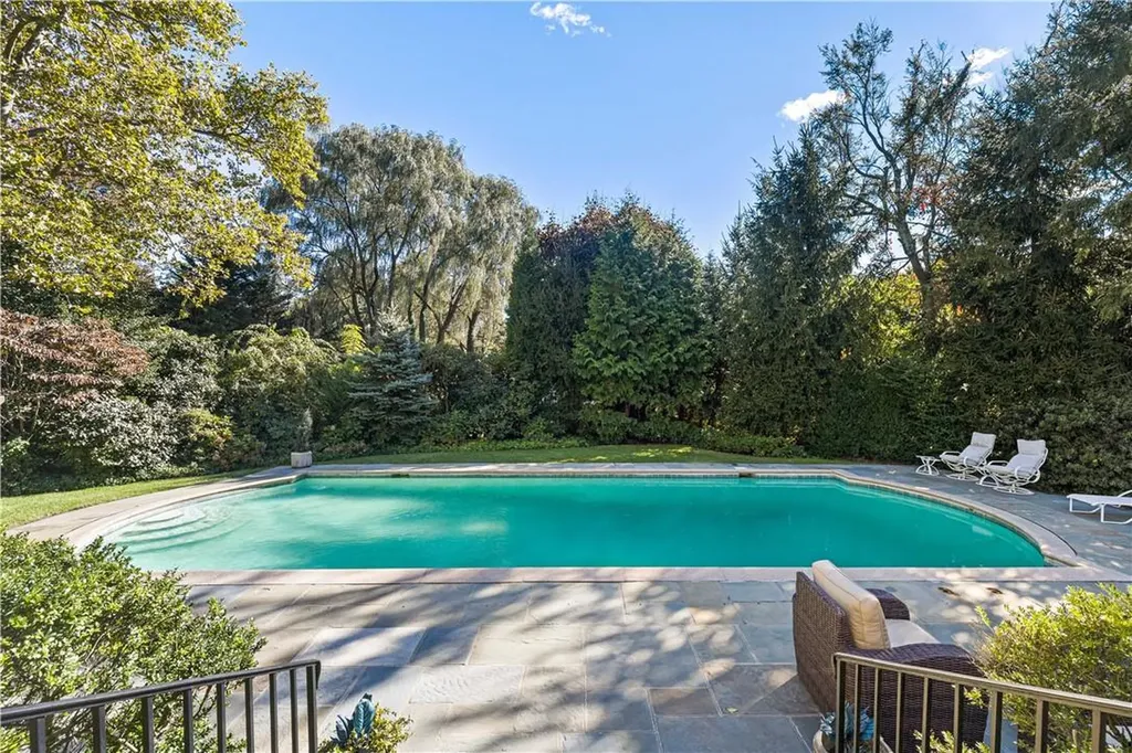28 Norman Drive Rye NY 10580