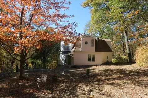 456 Oscawana Lake Road Putnam Valley NY 10579