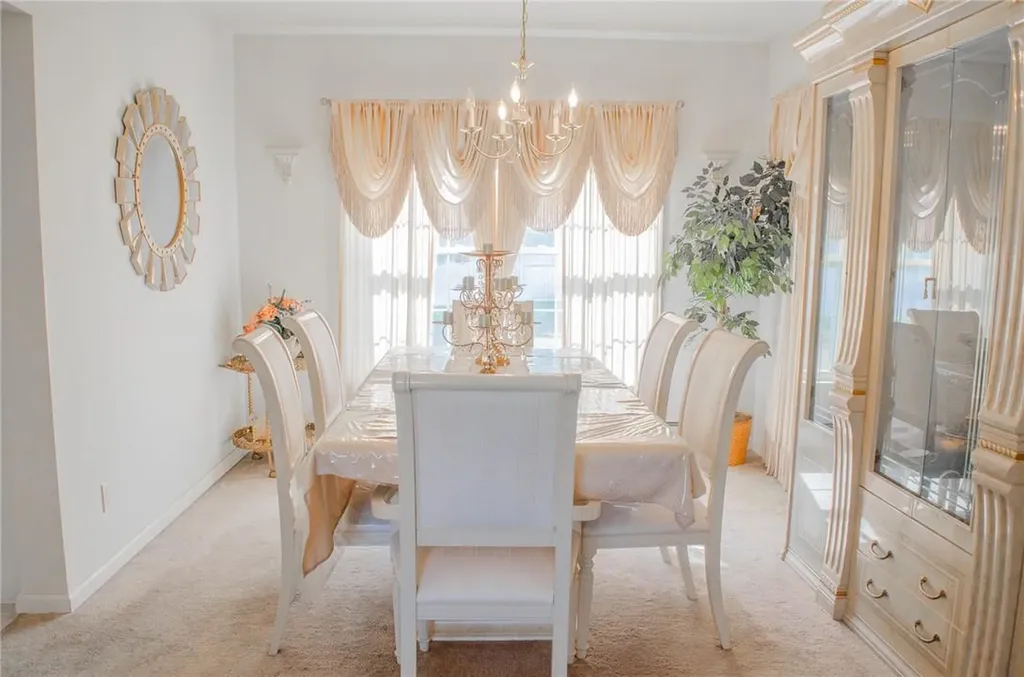 126 Canterbury Saugerties NY 12477