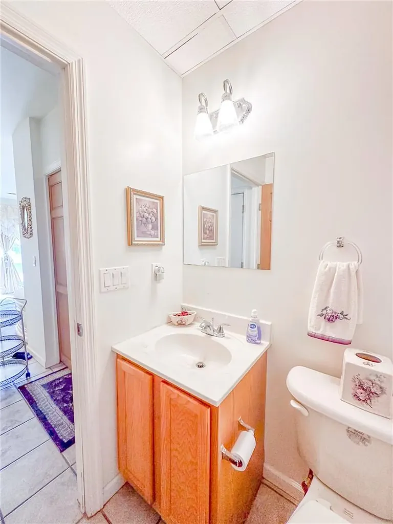 126 Canterbury Saugerties NY 12477