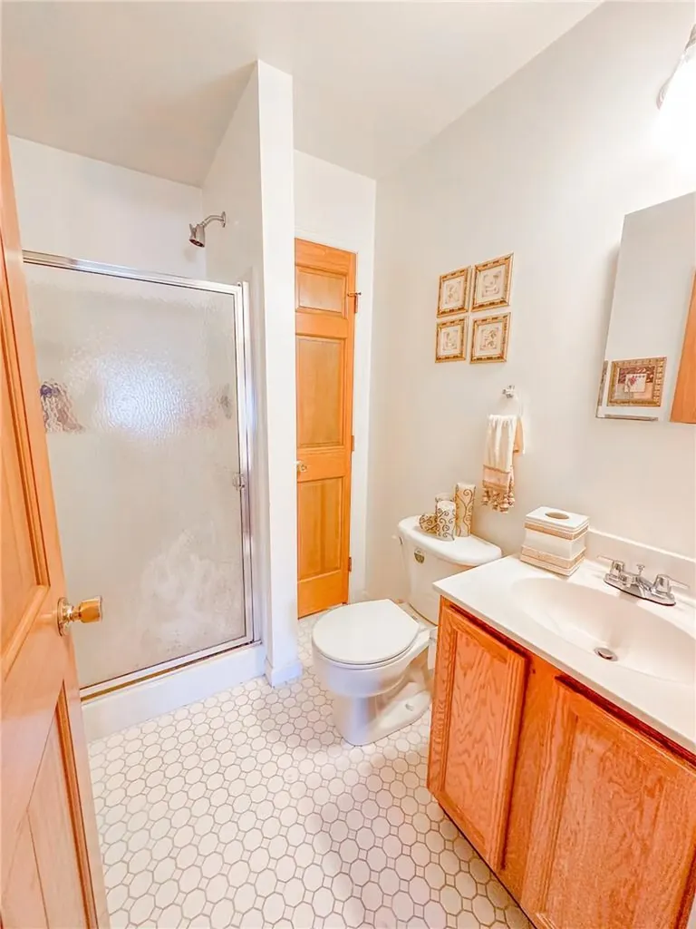126 Canterbury Saugerties NY 12477