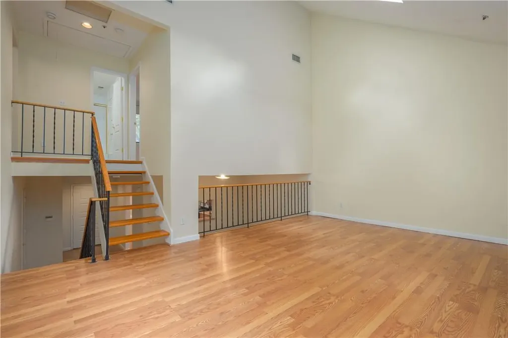 203 Hunters Run Dobbs Ferry NY 10522