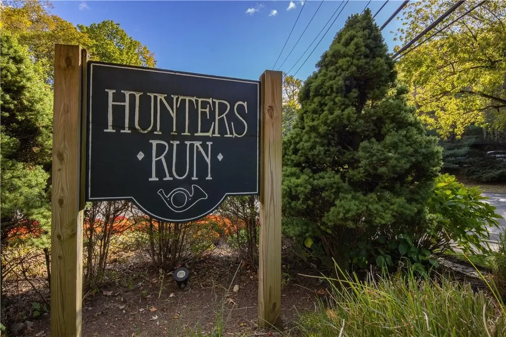 203 Hunters Run Dobbs Ferry NY 10522