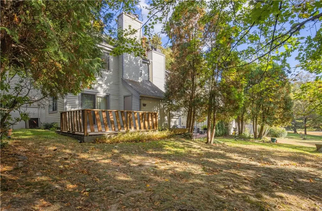 203 Hunters Run Dobbs Ferry NY 10522