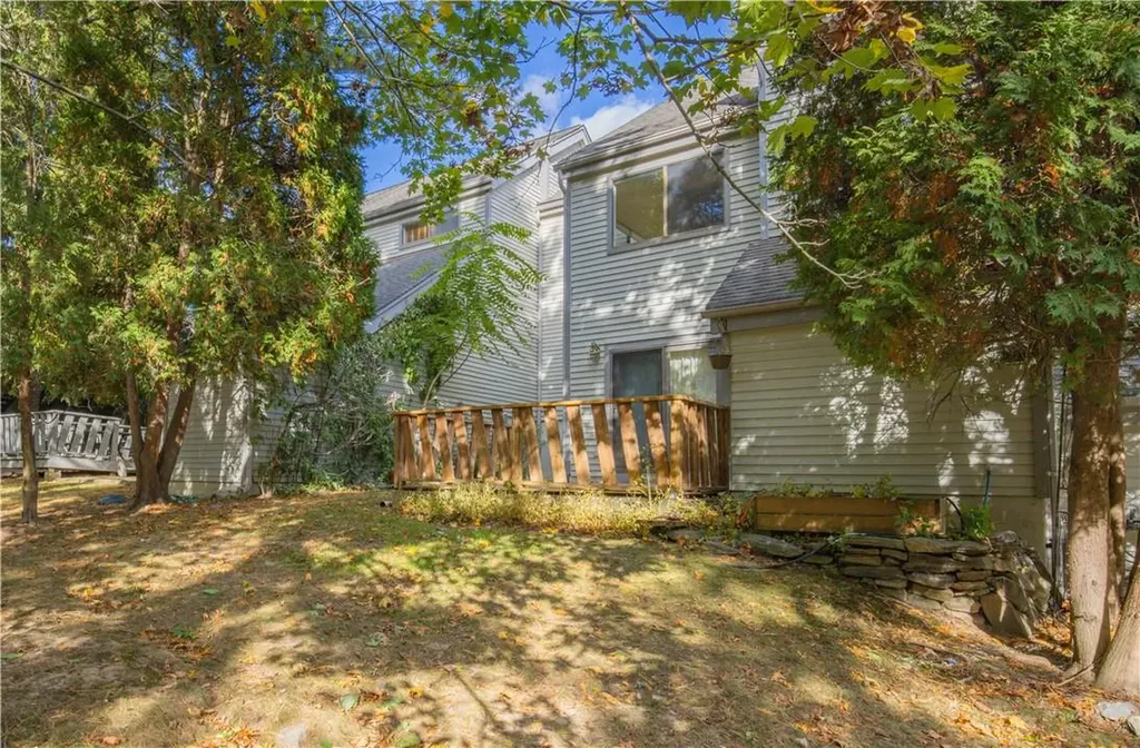 203 Hunters Run Dobbs Ferry NY 10522