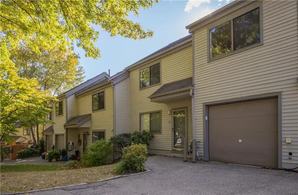 203 Hunters Run Dobbs Ferry NY 10522