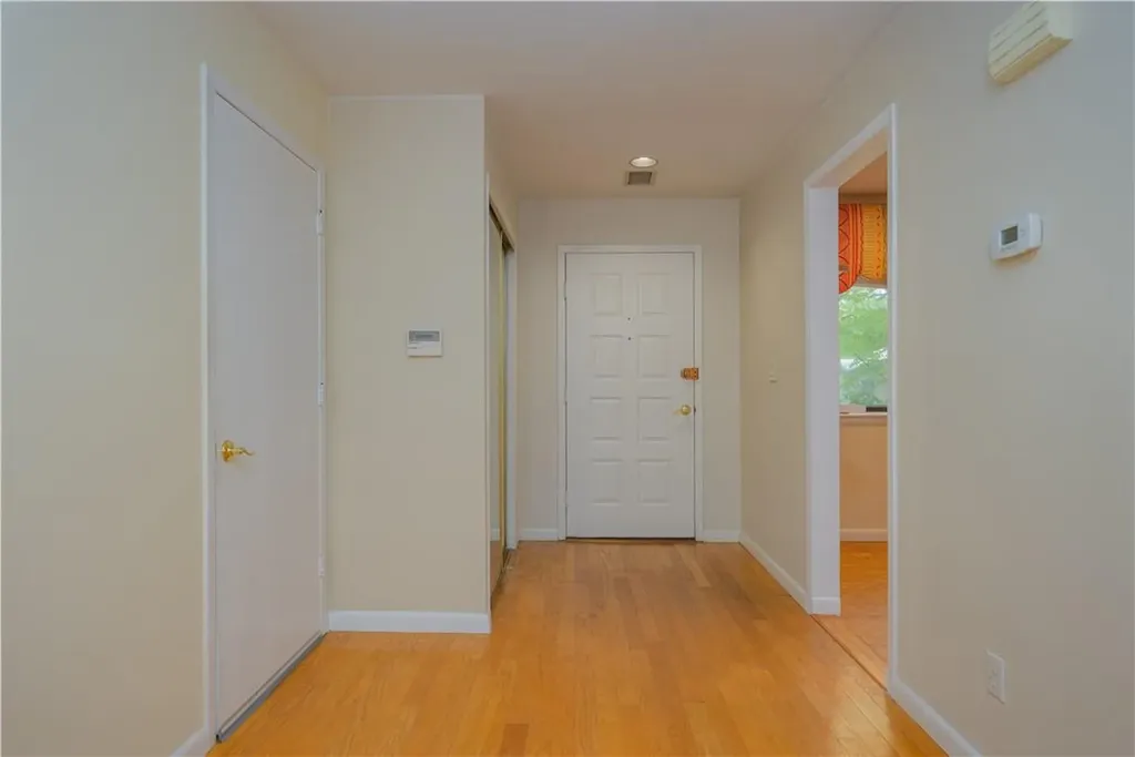 203 Hunters Run Dobbs Ferry NY 10522