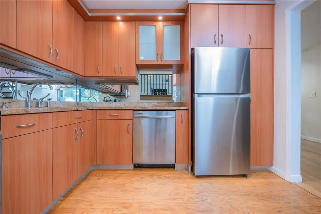 203 Hunters Run Dobbs Ferry NY 10522