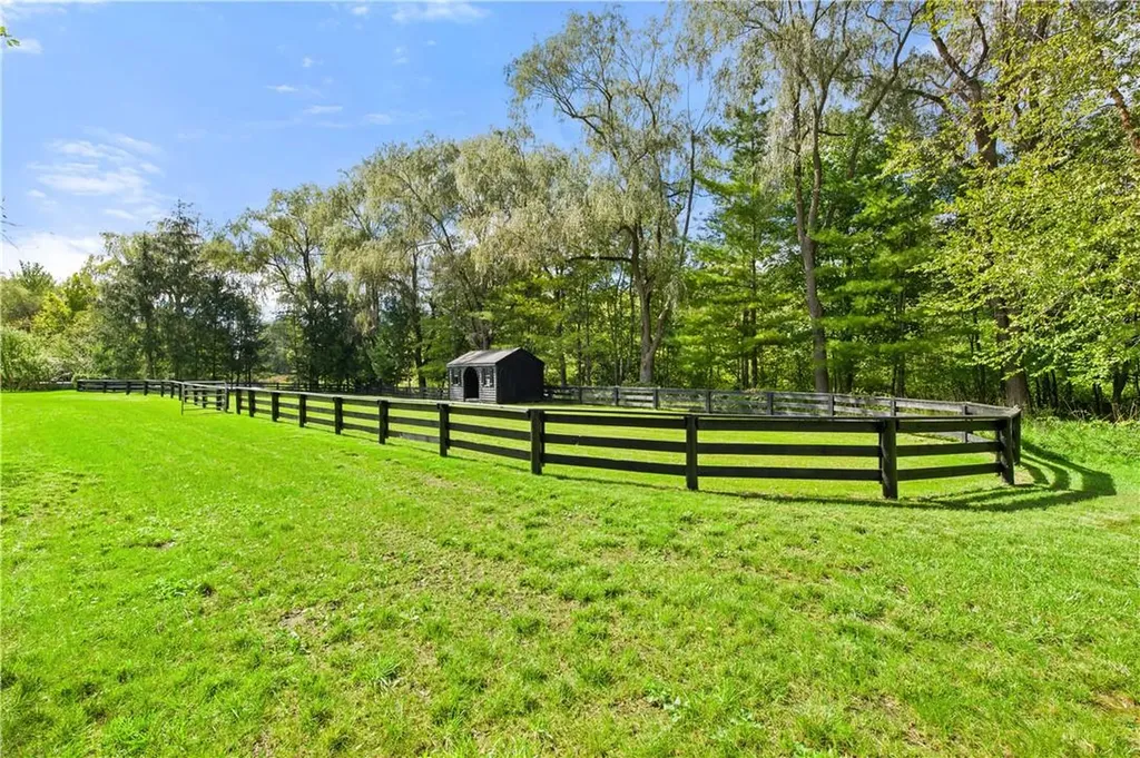 16 Guard Hill Road Bedford Corners NY 10549