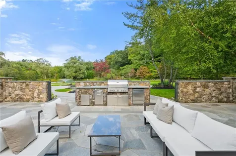 16 Guard Hill Road Bedford Corners NY 10549