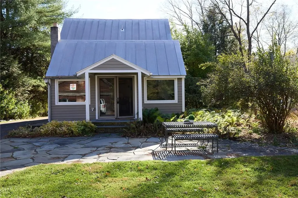 70 Store Road Accord NY 12404