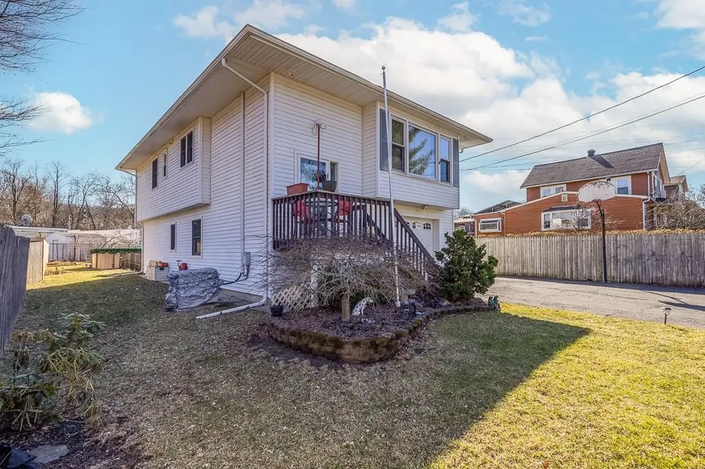 9 Jackson Avenue Garnerville NY 10923
