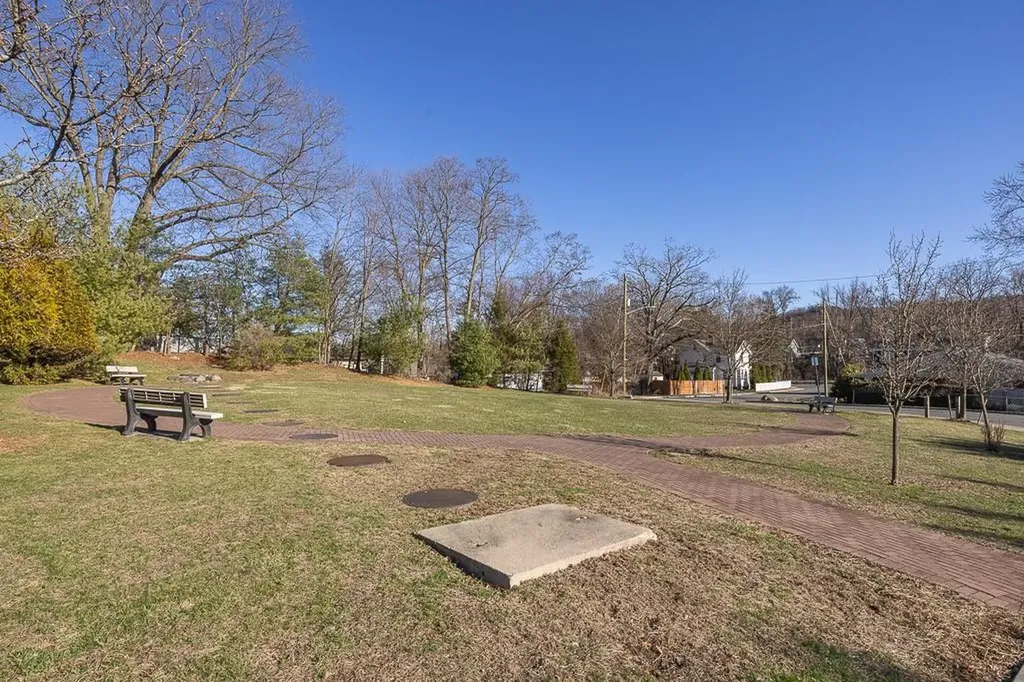 9 Jackson Avenue Garnerville NY 10923