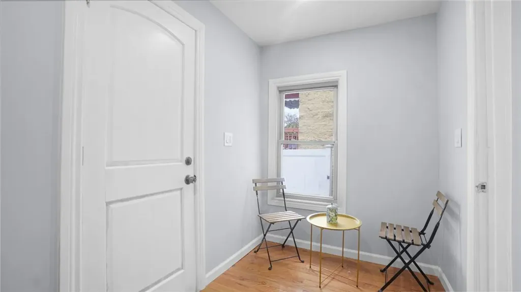 829 E 229th Street Bronx NY 10466