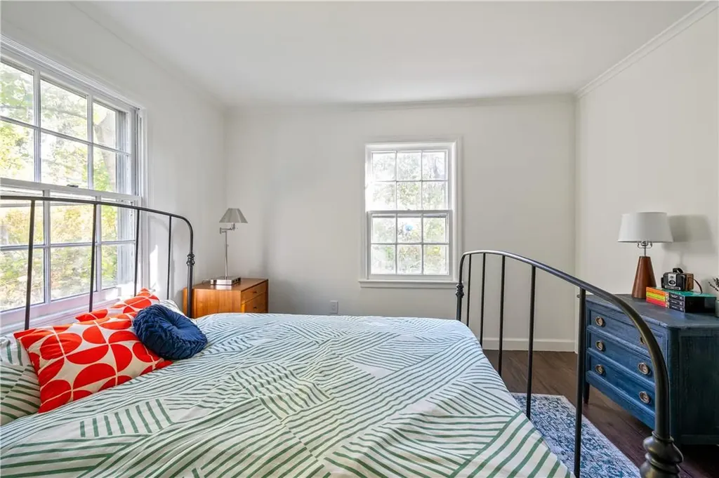 6 Schoolhouse Lane Poughkeepsie NY 12603