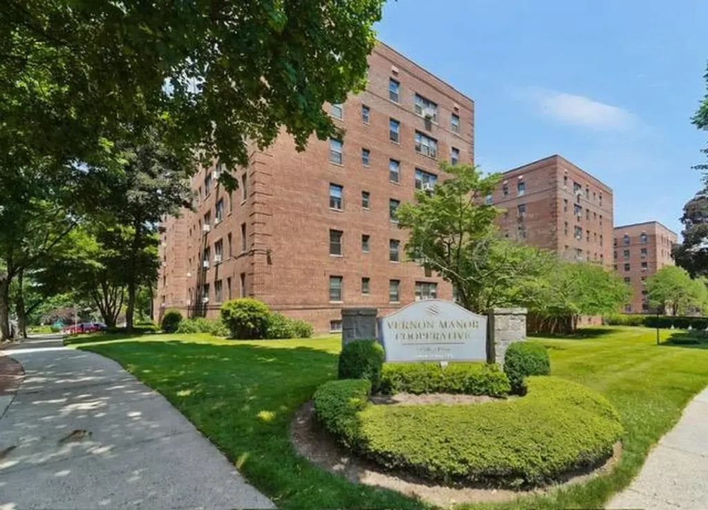 1 Fisher Drive Mount Vernon NY 10552
