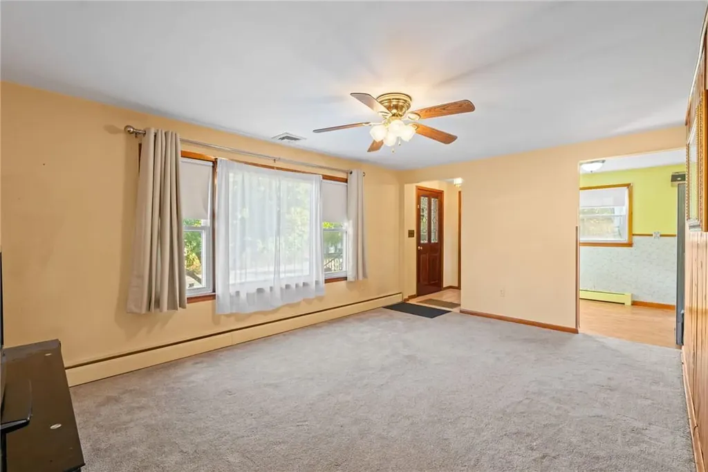 251 Mountain View Avenue Wallkill NY 12589